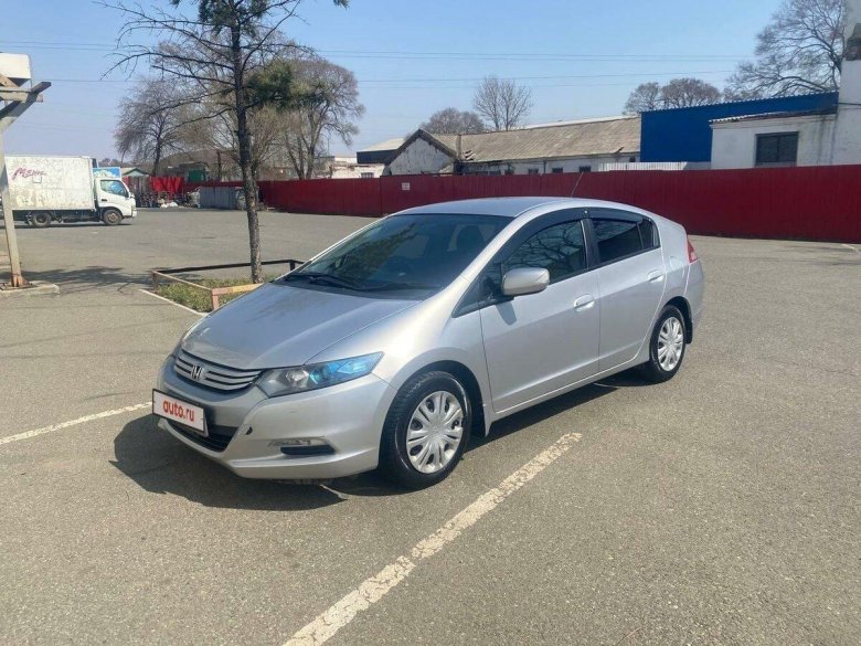 Хонда Инсайт 2011