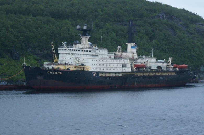 Атомный ледокол сибирь