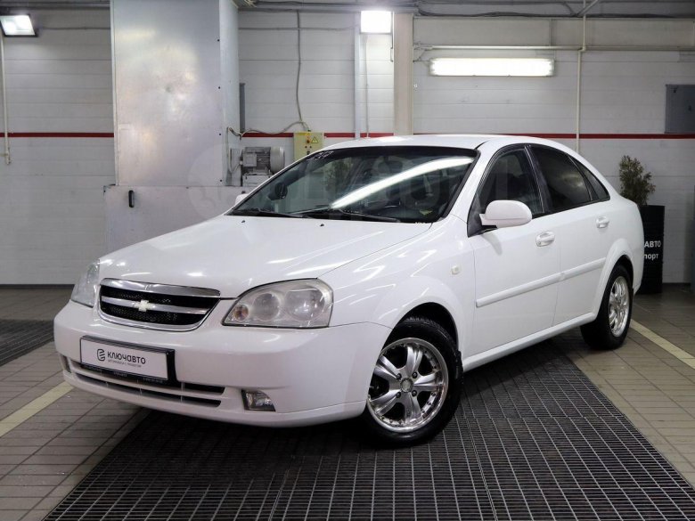 Chevrolet lacetti 2012