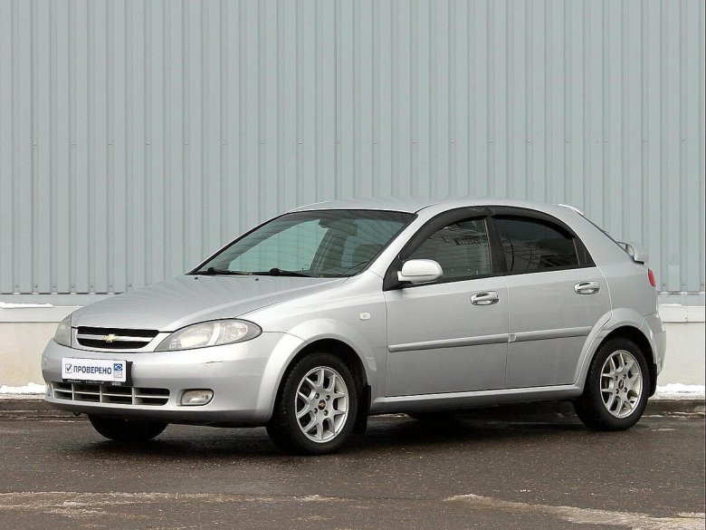 Chevrolet Lacetti серебристый