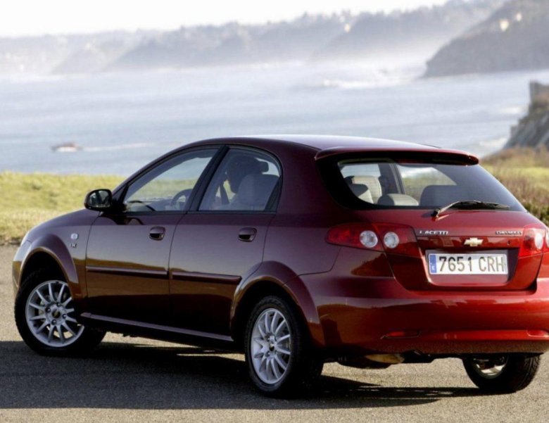 Шевроле ЛАЧЕТТИХЕТЧБЕК