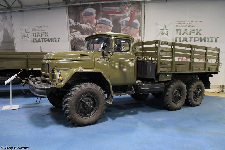 Зил 131 бортовой