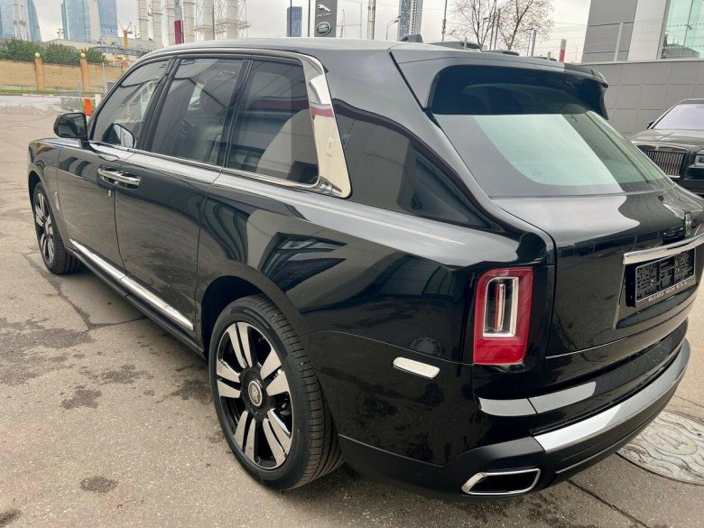 Rolls royce cullinan 2022