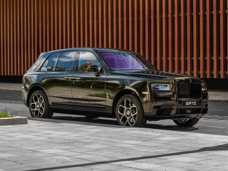 Rolls royce cullinan series ii