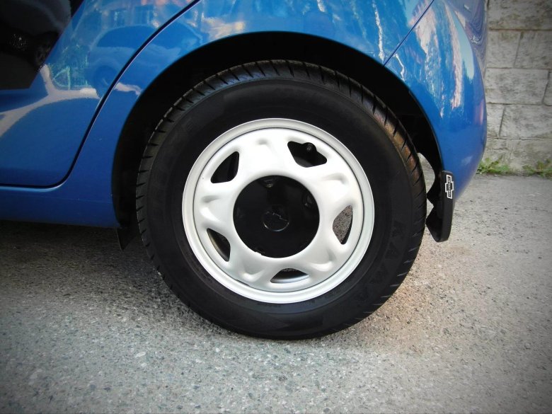 185 55 R15 на Шевроле Спарк