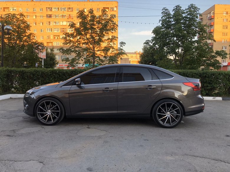 Форд фокус 3 седан диски r17