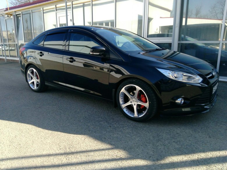 Форд фокус 3 седан на 18 дисках