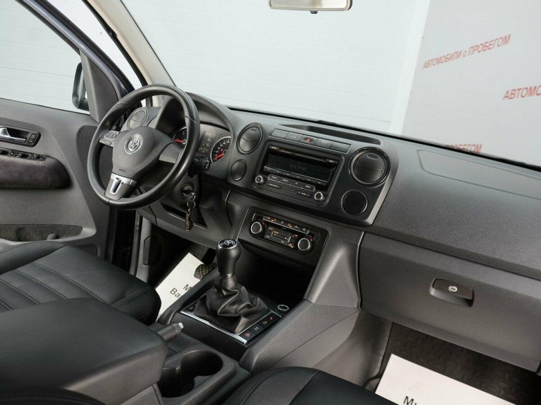 Volkswagen amarok 2012