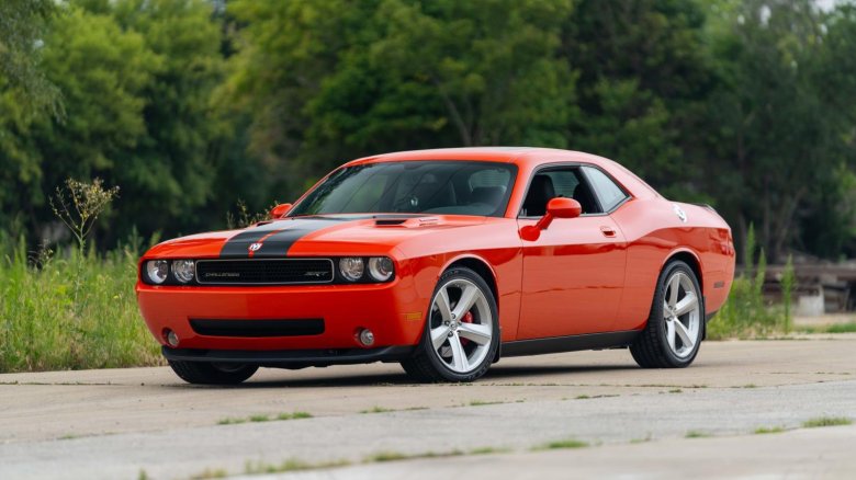 Dodge challenger srt8 2008