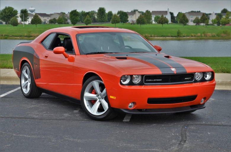 Dodge challenger iii