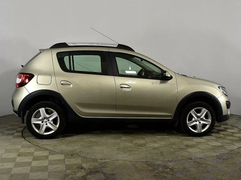 Renault Sandero Stepway бежевый