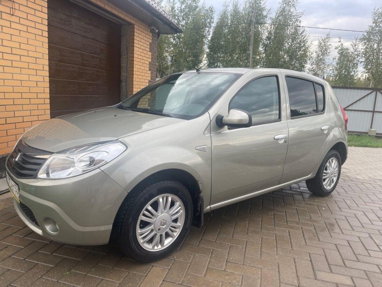 Рено сандеро 2011 1.4