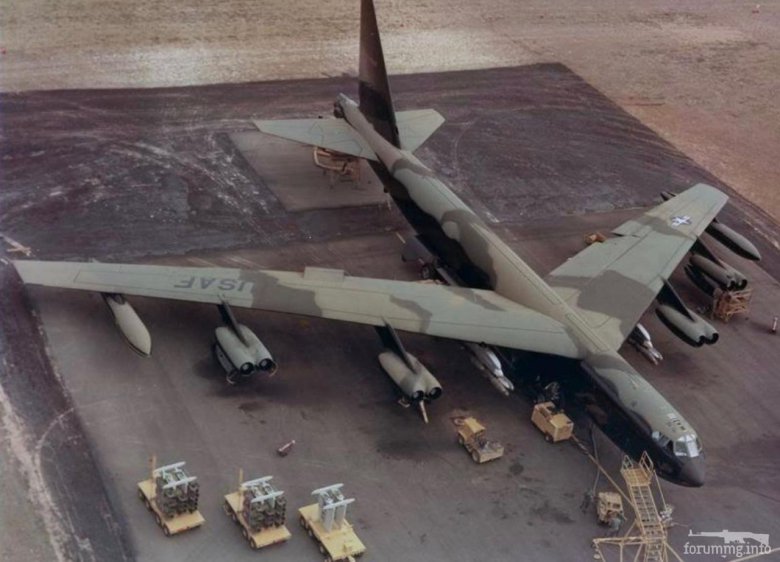 B 52 бомбардировщик