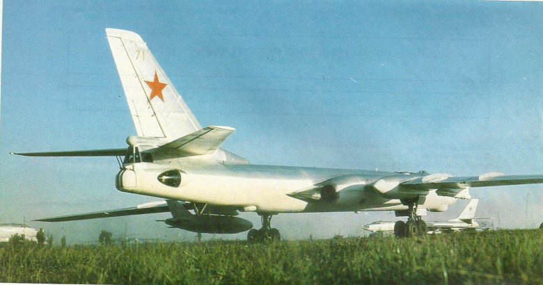 Ту 16 бомбардировщик