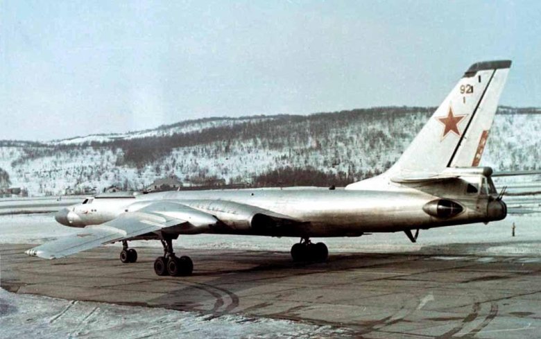 Ту 16 реактивный самолёт