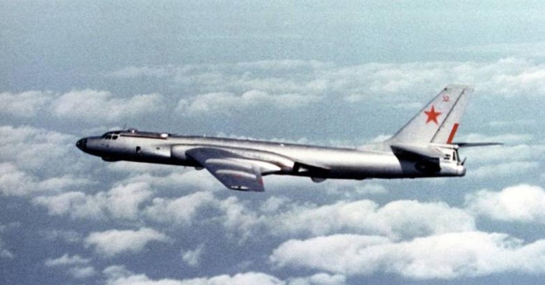 Самолет ту 16