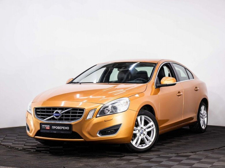 Вольво седан коричневый