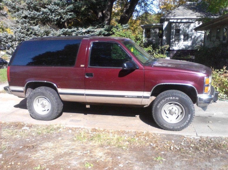 Chevrolet tahoe 1995 3 door