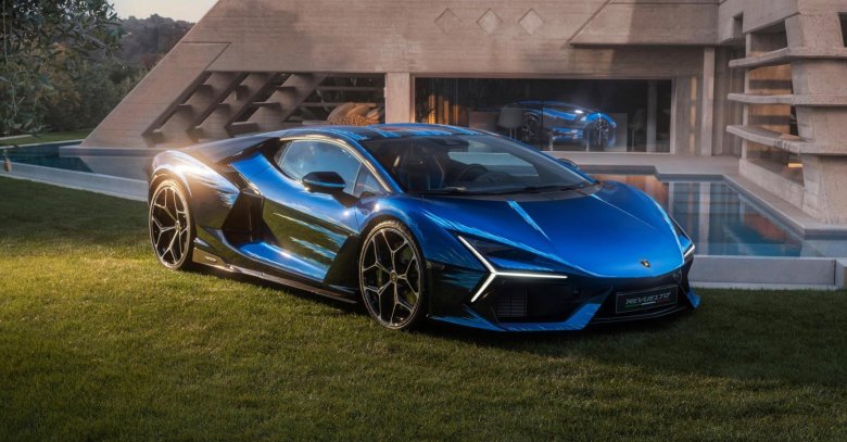 Lamborghini revuelto