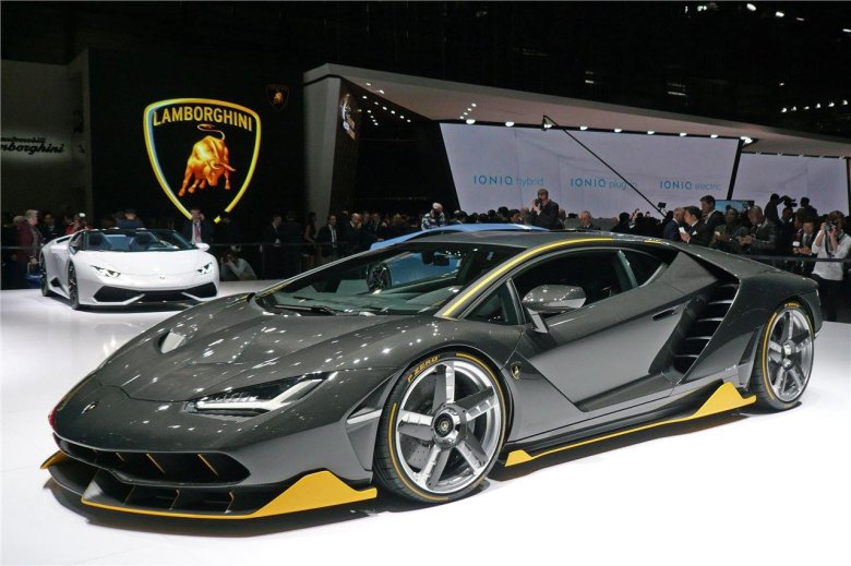 Спорткар Lamborghini Centenario