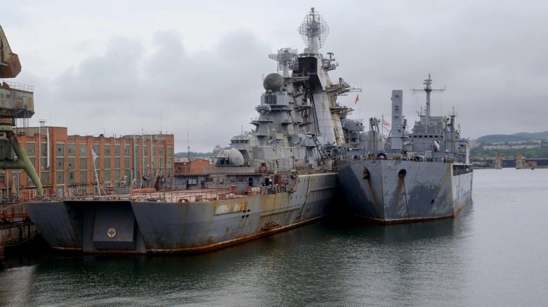 Ракетный крейсер нахимов