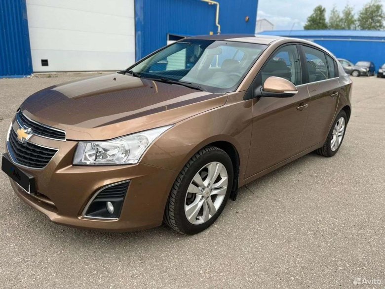 Шевроле круз коричневый