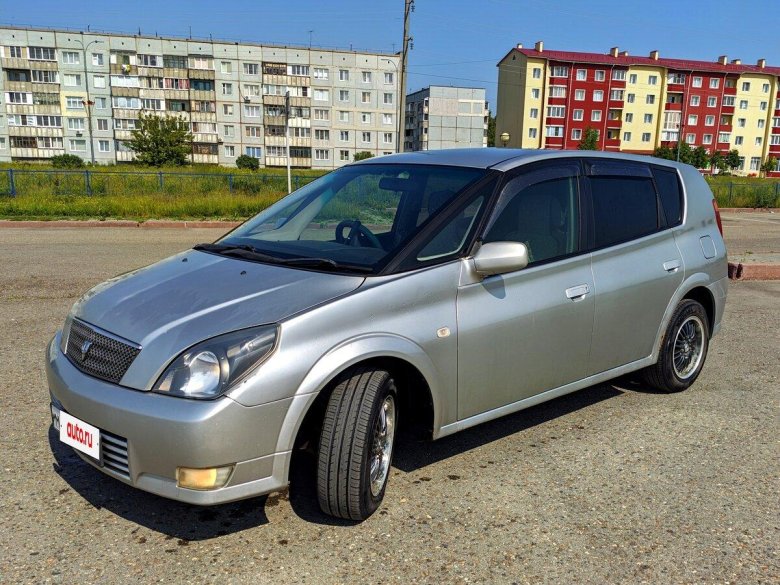 Тойота опа 2001
