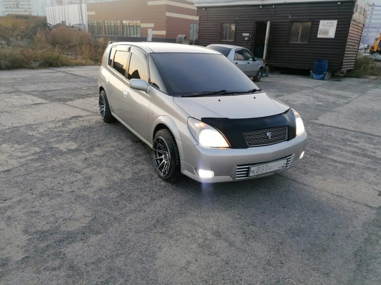 Тойота опа 2003