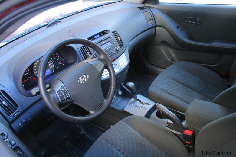 Hyundai elantra 2008 салон