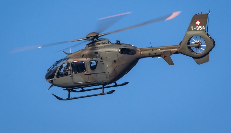 Военен вертолет