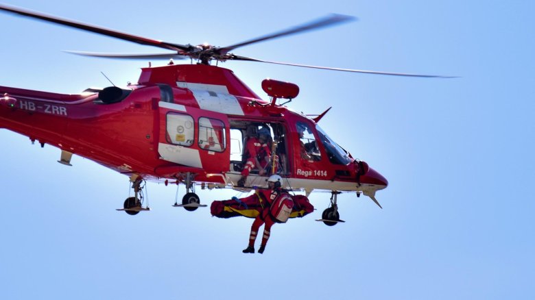 Спасательный вертолет apach