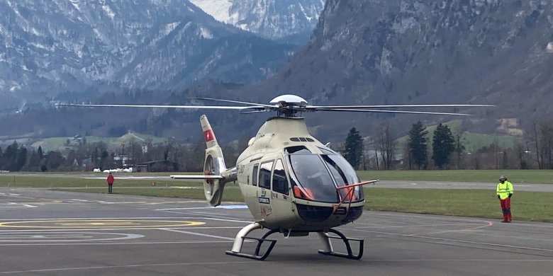 Вертолет sh09