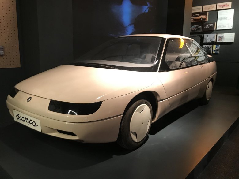 Автомобиль москвич новый