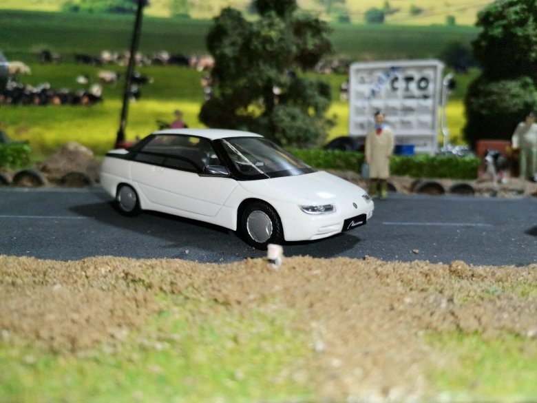 Машина моделька