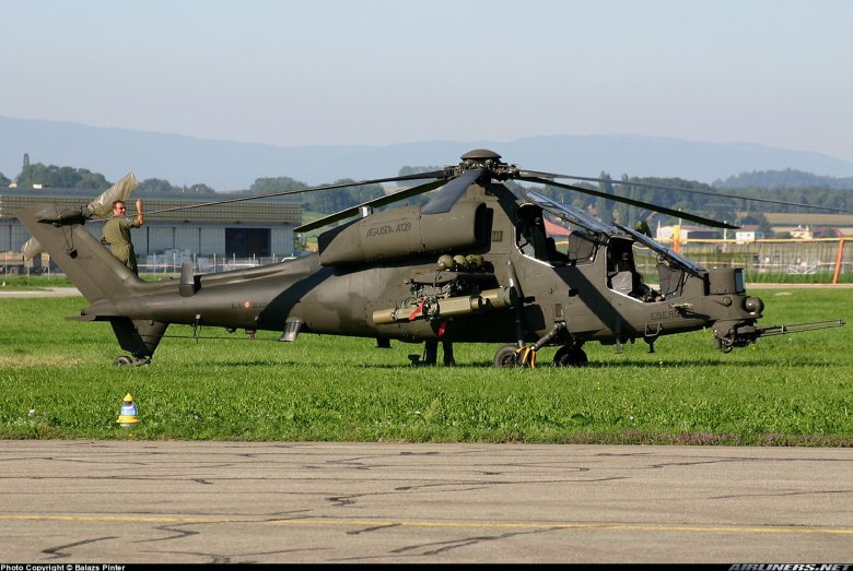 Вертолета a129 mangusta