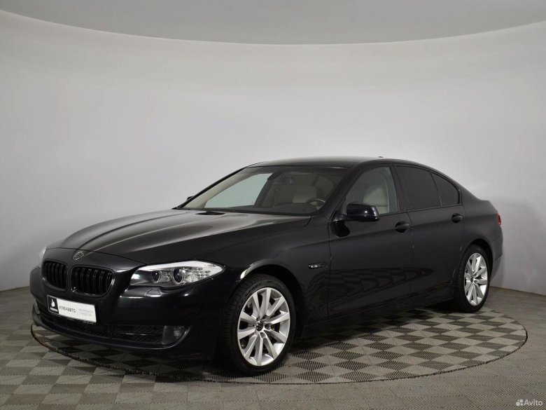 Бмв 520 2011