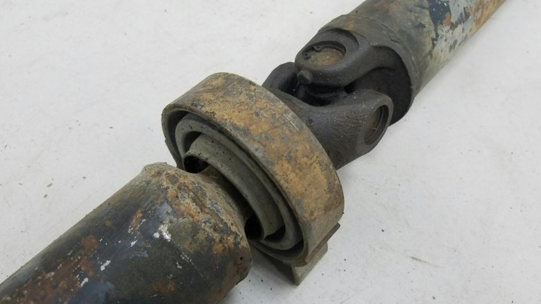 Карданный вал ваз