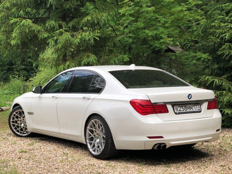 BMW 7 f01