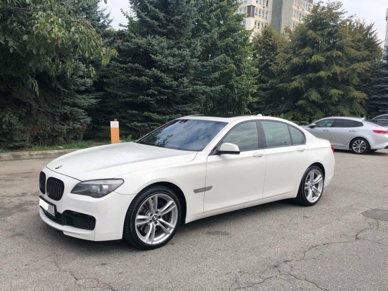 BMW f01 белая