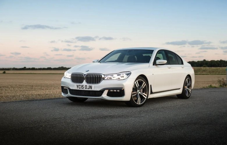 Бмв 7 серии 2015