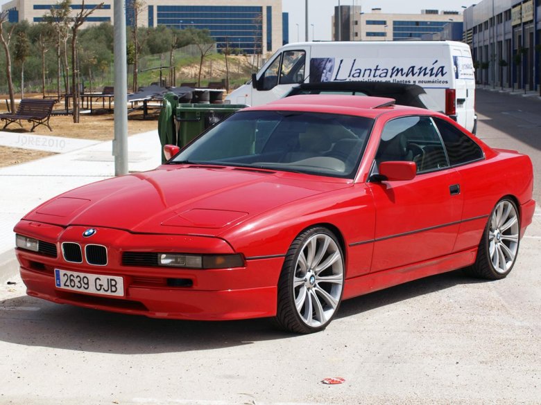 BMW 8 e31