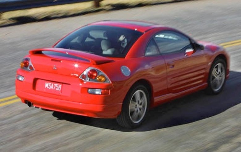 Митсубиси эклипс 2005