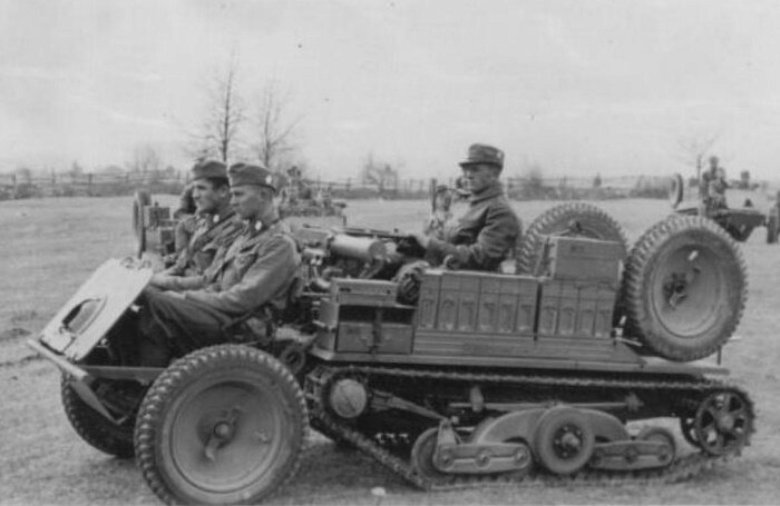 Колёсно-гусеничный транспортёр admk mulus