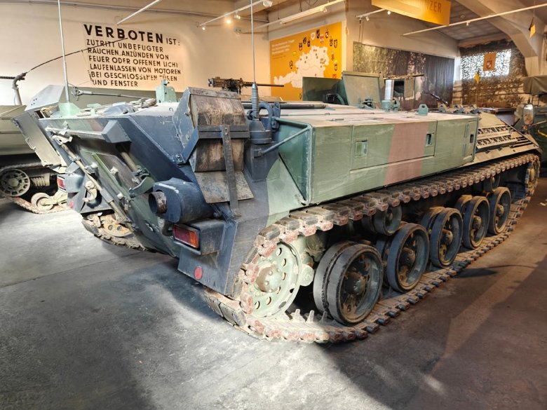 M113 бронетранспортёр