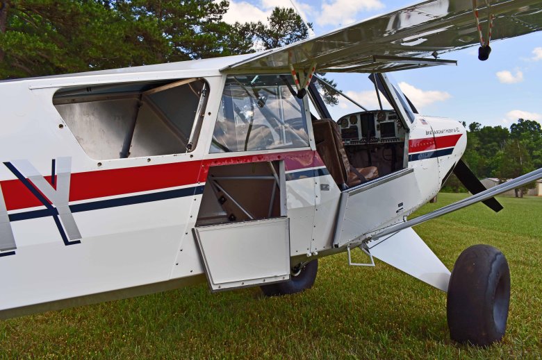 Aviat a-1c-180 husky