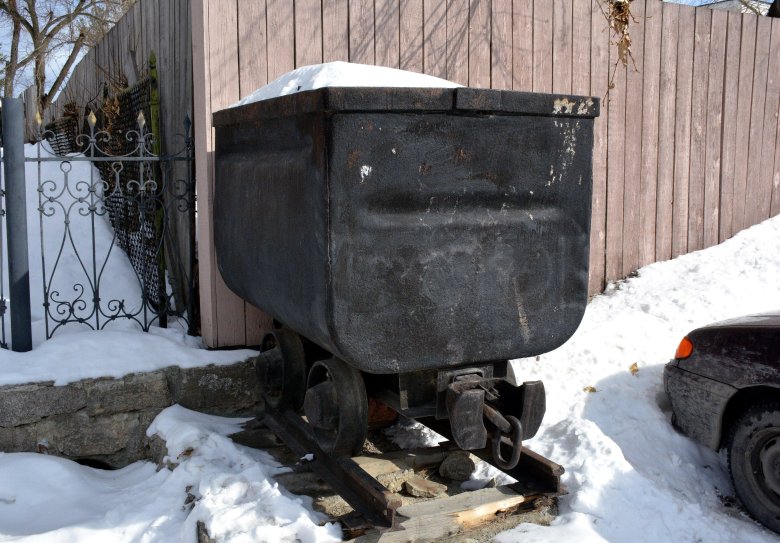 Шахтерская вагонетка