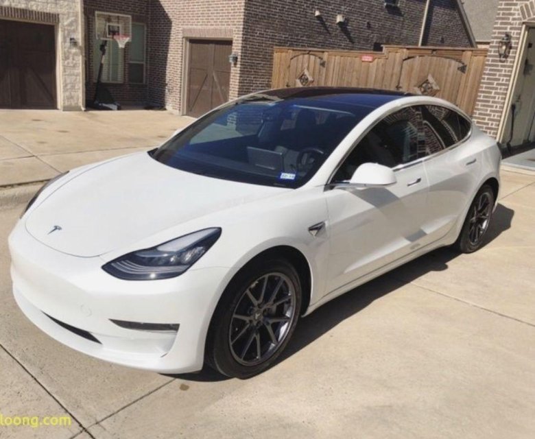 Tesla model 3 white