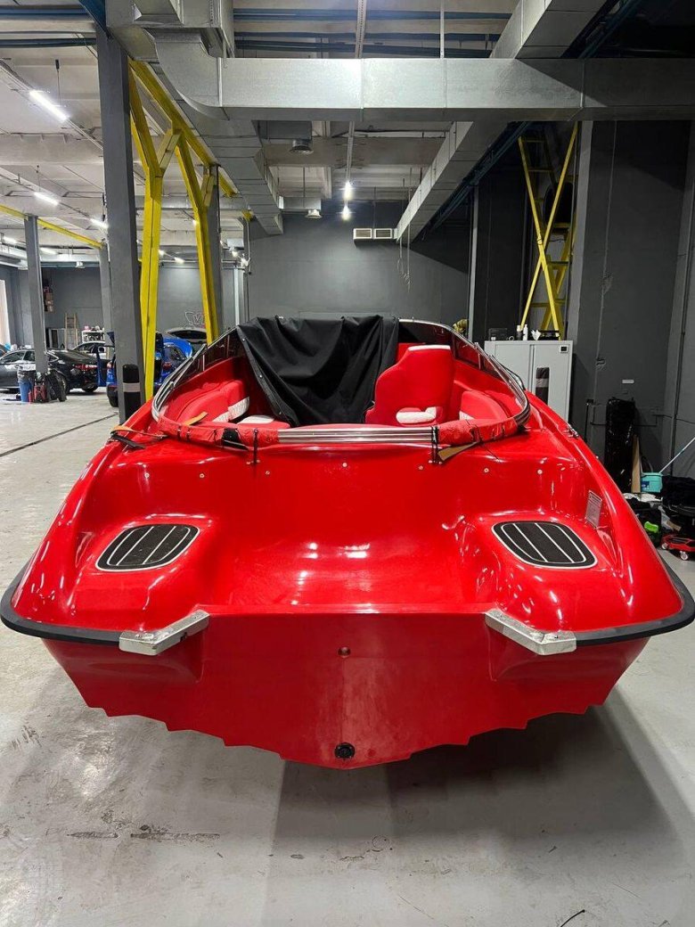 Лодка катер