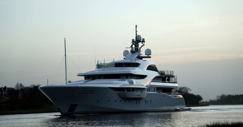 Грейсфул яхта