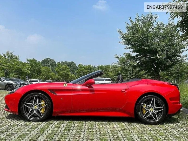 Феррари калифорния т 2015